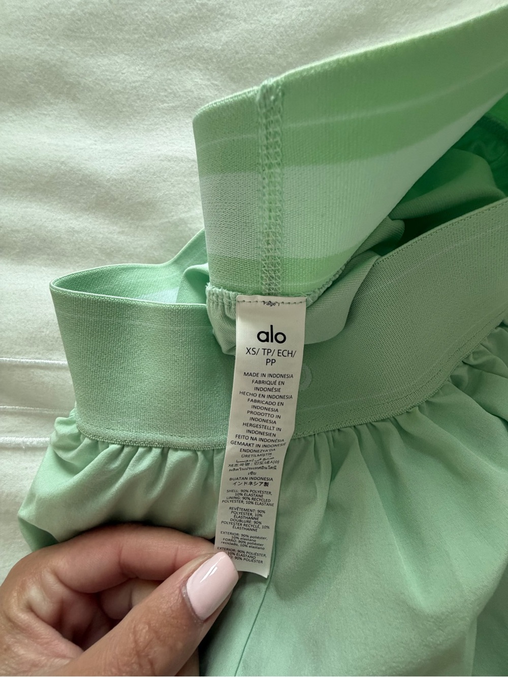 ALO Yoga Mint Green Tennis Shorts (
Match point shorts) NEVER WORN - Picture 4 of 4
